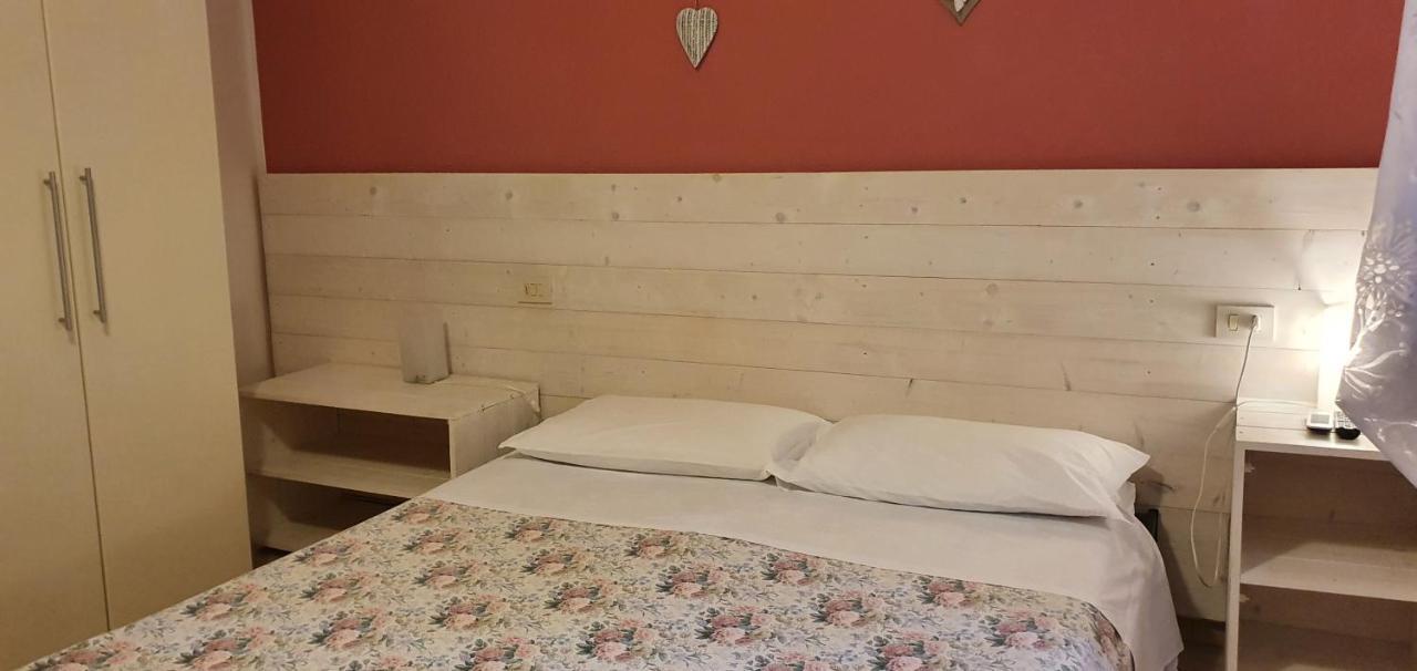 Bed And Breakfast Malo Кастильоне-ди-Равенна Номер фото